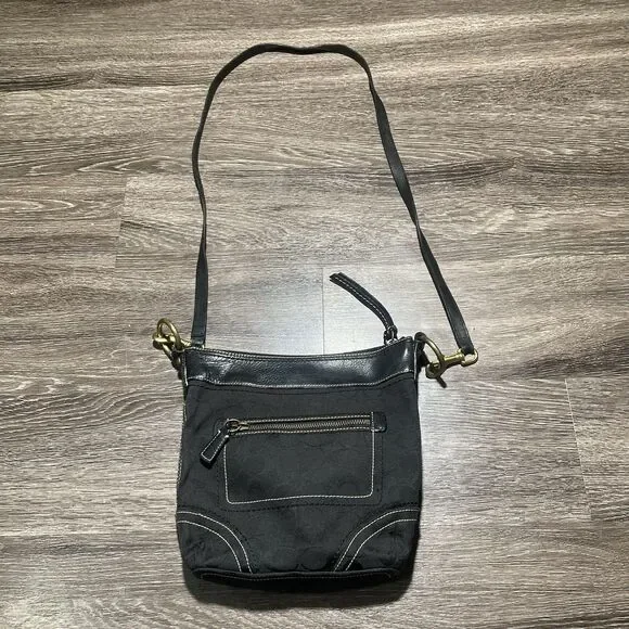 Coach Black Signature Shoulder Bag Canvas Leather Straps - Picture 2 of 11